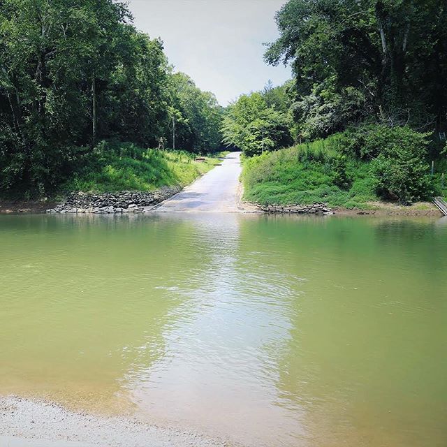 Monday, Aug 5, 2019, the Green River Ferry was moved downstream from the crossing area to ensure it was out of the construction zone. It will be removed fully once the water level returns to a more cooperative height. Worried about the closure? Don’t be! A bigger and better Ferry is returning in November. Learn more + view more photos: https://www.friendsofmammothcave.org/blog/green-river-ferry-moved-downstream